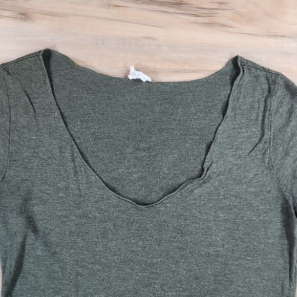 🐞Full Tilt Olive Rayon Scoop Neck Short Sleeve Blouse Large - Picture 5 of 11